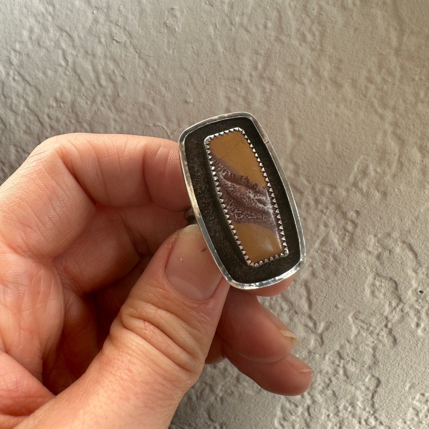 Sonoran Dendritic Rhyolite Rugged Shadowbox Ring (size 8)